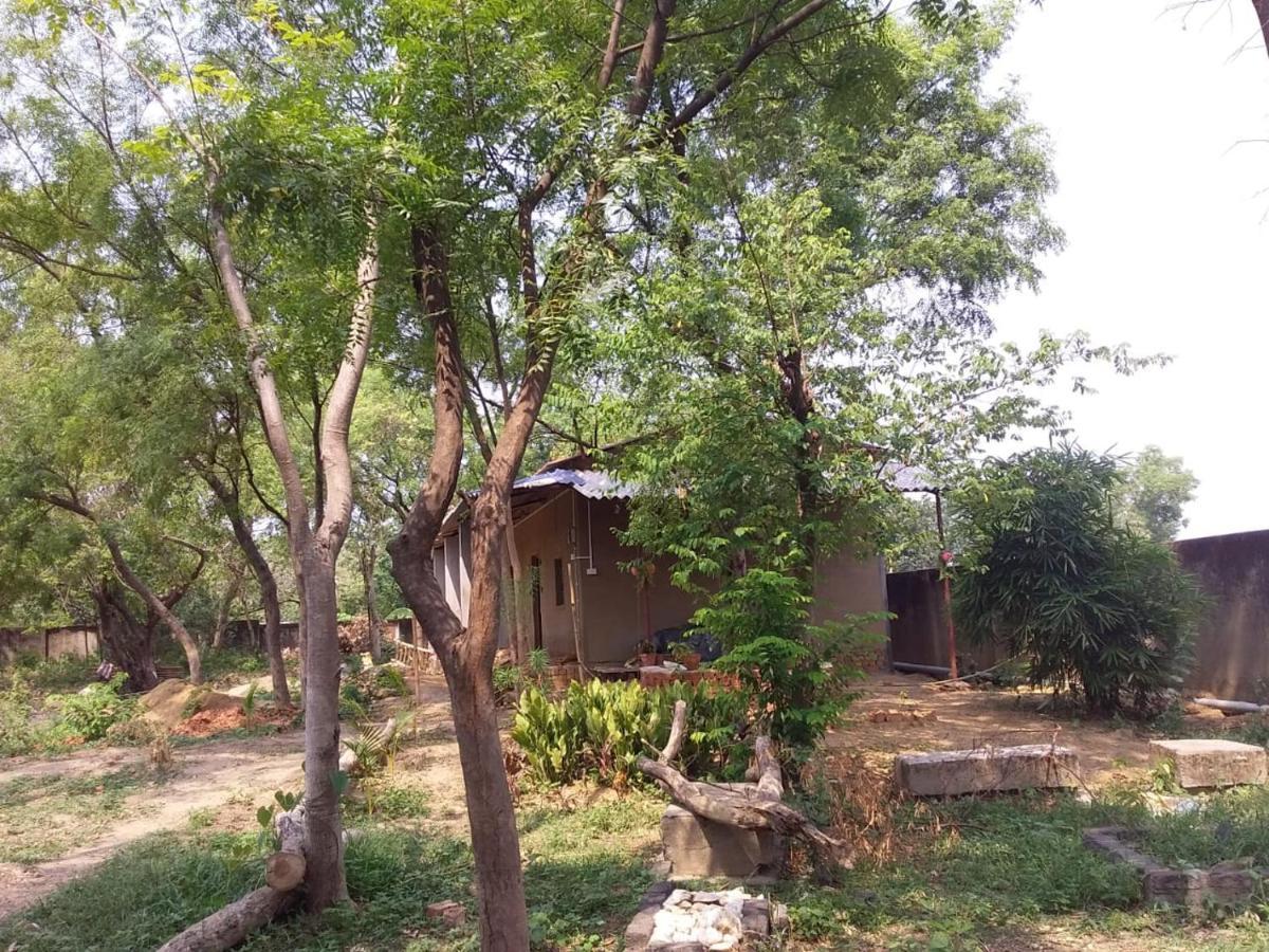 Abar Aranye Hotel Ghatshila Exterior foto
