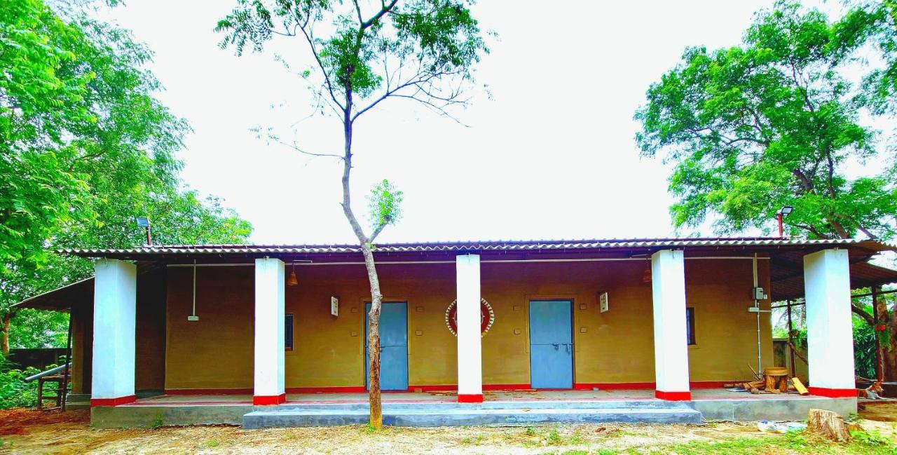 Abar Aranye Hotel Ghatshila Exterior foto
